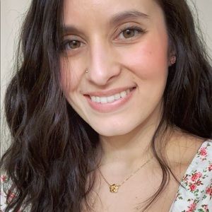 Meet your Posher, Paulina